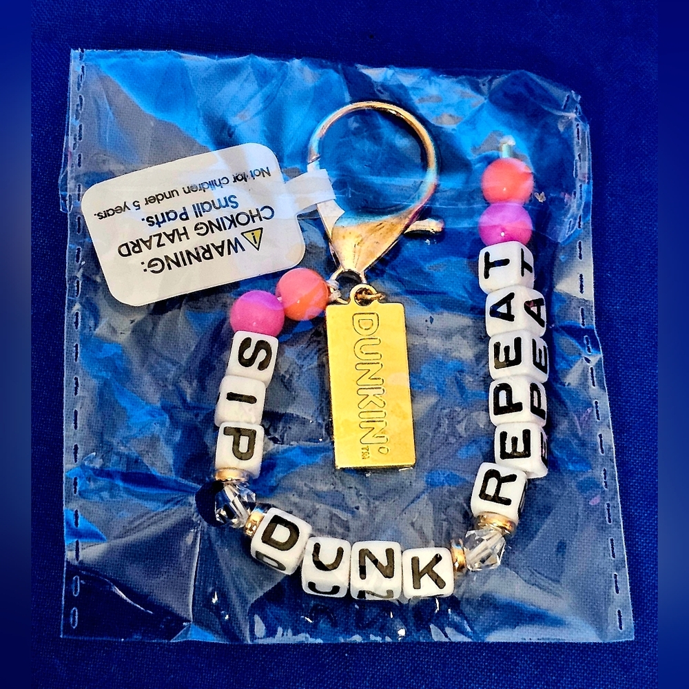 Dunkin Donuts Beaded Keychain "Sip Dunk Repeat" Coffee Logo Rewards Swag NEW